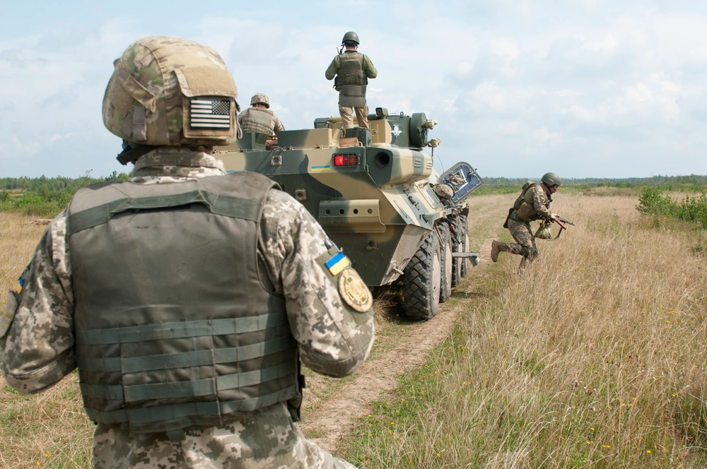 US Special Forces Vets Near Front Lines Training Ukrainian Soldiers