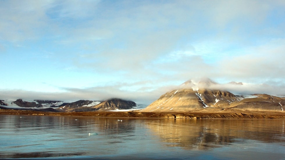 Norway-Russia Tensions Escalate Over Sanctions Impacting Arctic Islands