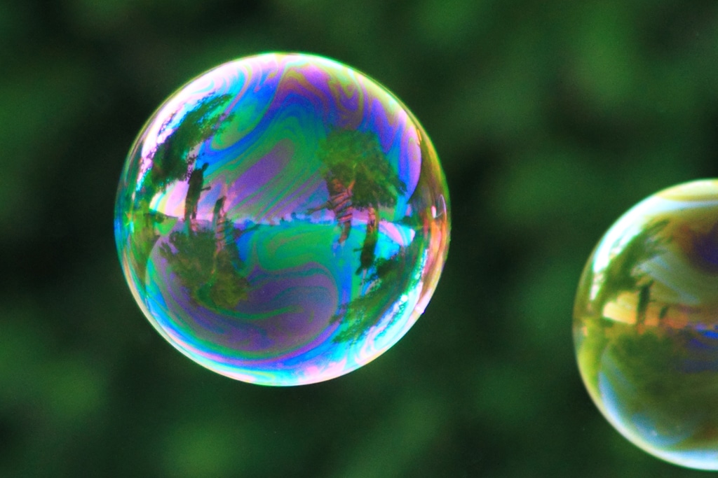 Bubbles R-Us