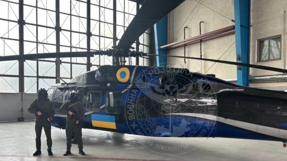 Ukrainian Military Appears to Be Using US-Made Black Hawk Helicopter