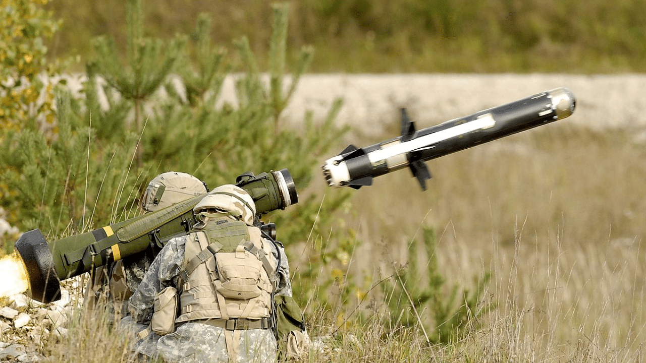 javelin being fired