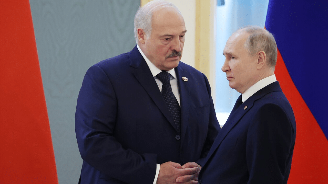 Lukashenko Warns Belarus Will Use Nukes if Attacked