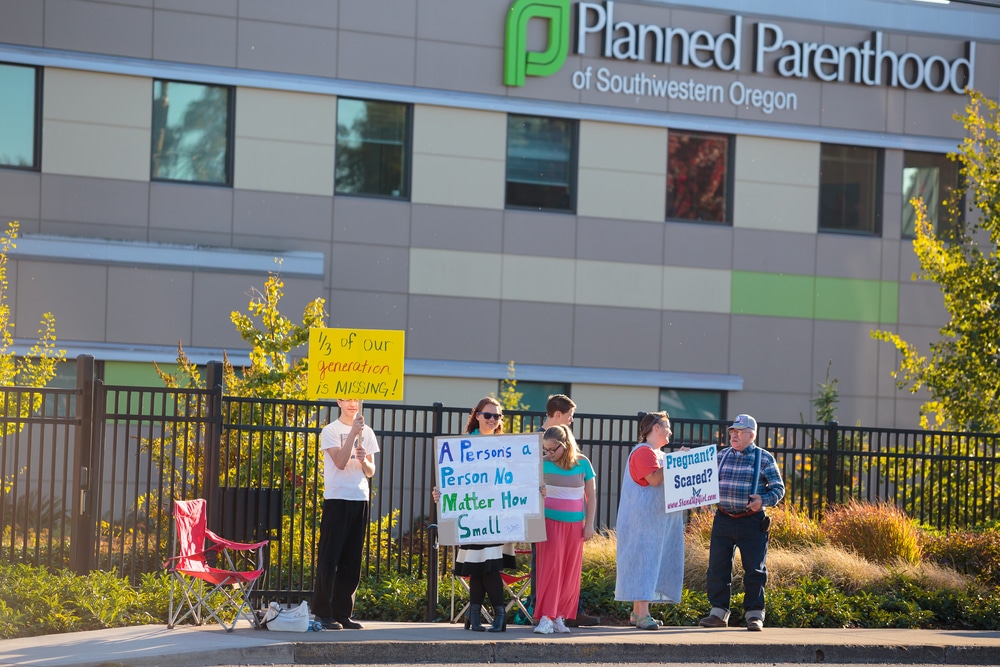 Protesting Abortion Clinics? Not So Fast, Libertarians